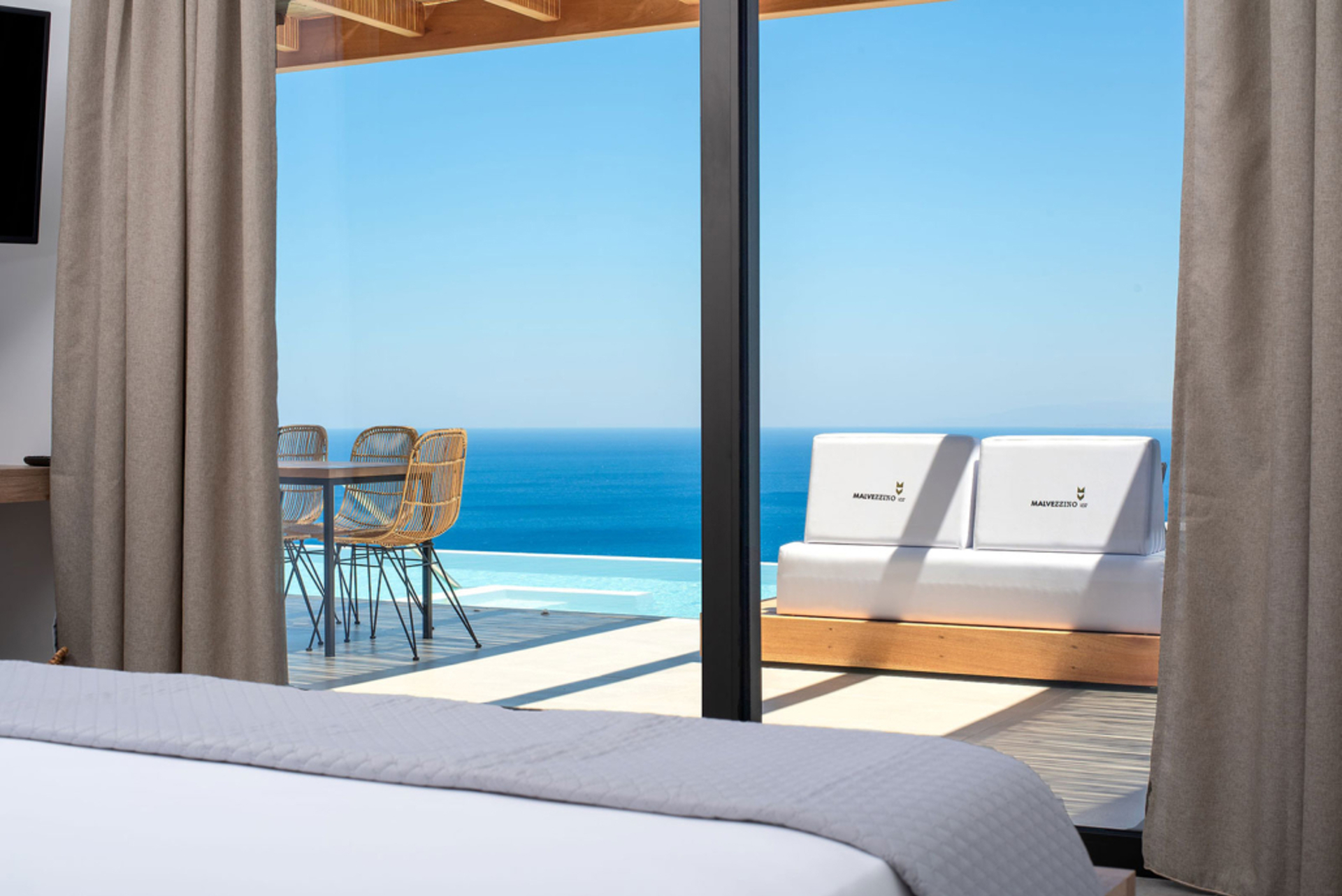 Cretan Villas Article